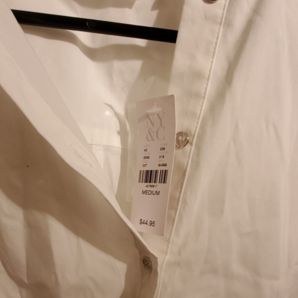 Button up - Picture 2 of 2